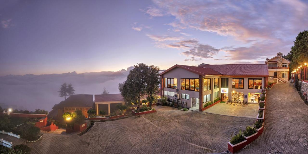 Club Mahindra Kanatal Exterior photo