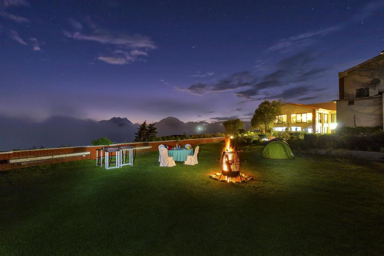 Club Mahindra Kanatal Exterior photo