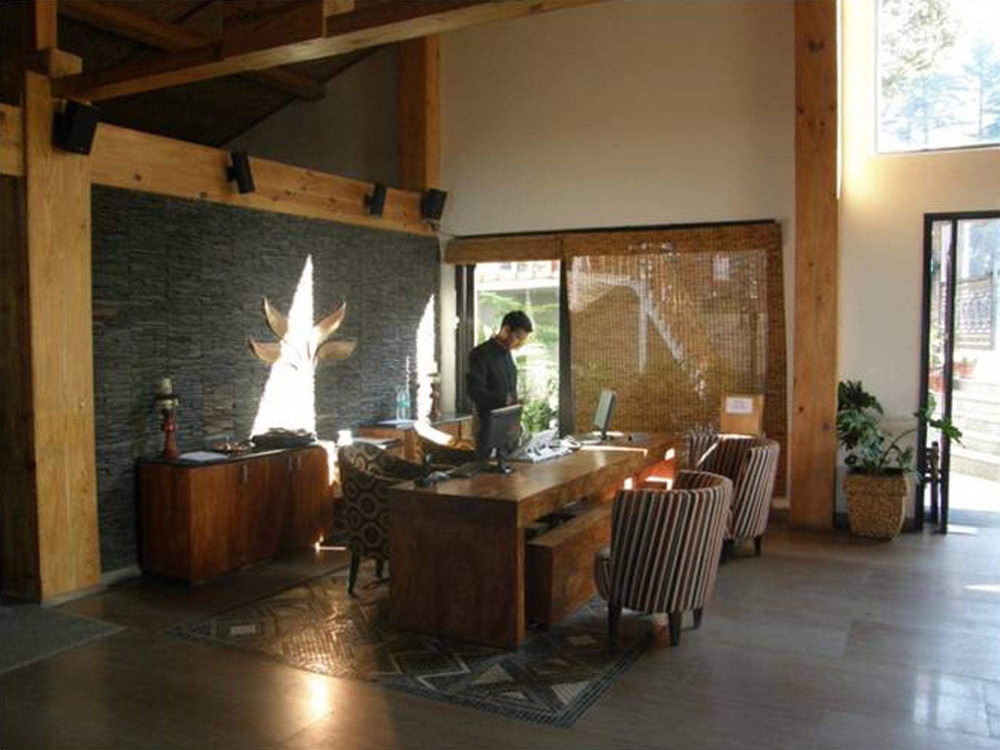 Club Mahindra Kanatal Exterior photo